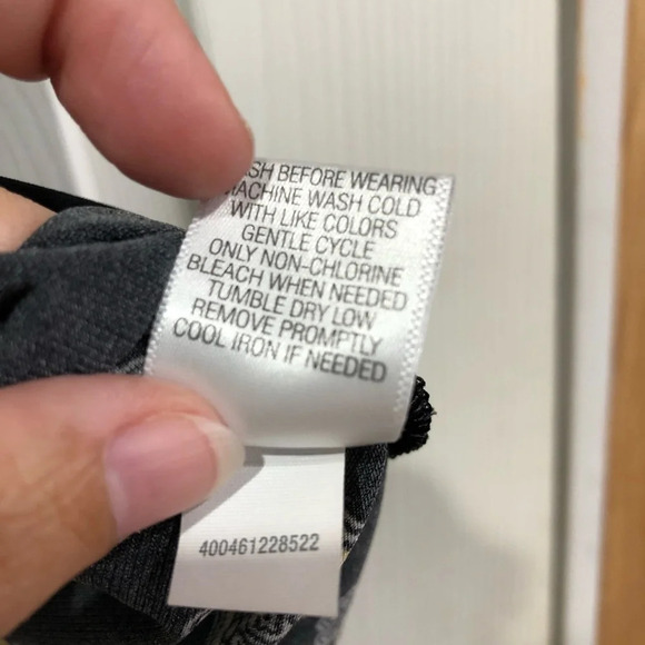 Dana Buchman Blouse Top Medium Sleeveless - Picture 5 of 6